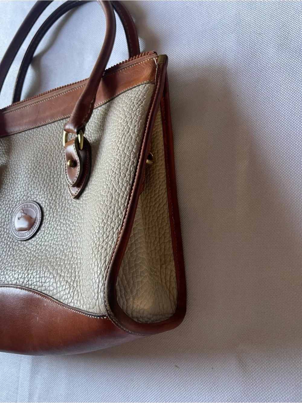Dooney & Bourke All Weather Leather satchel Bag Vintage 80’s Purse Cream Brown